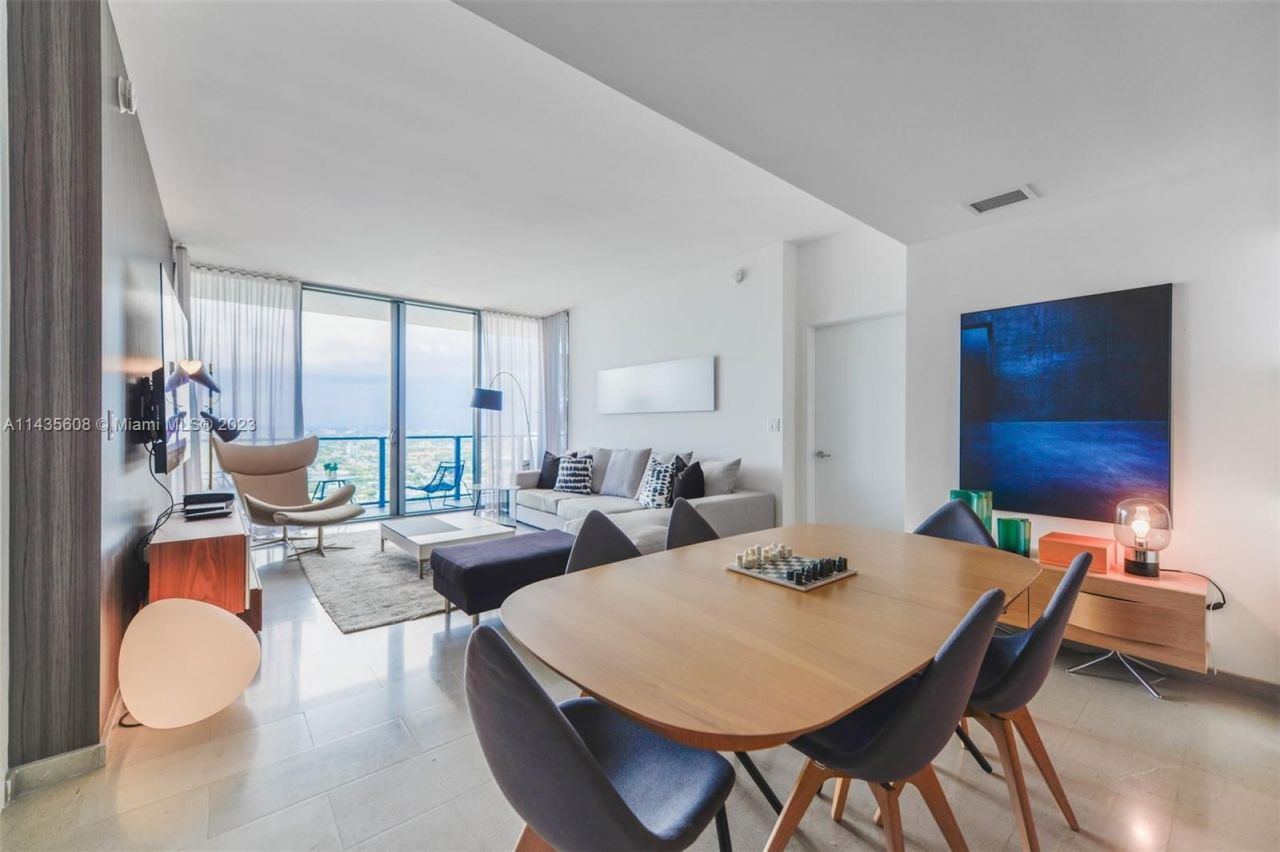 Flat in Miami, USA, 130 m² - picture 5