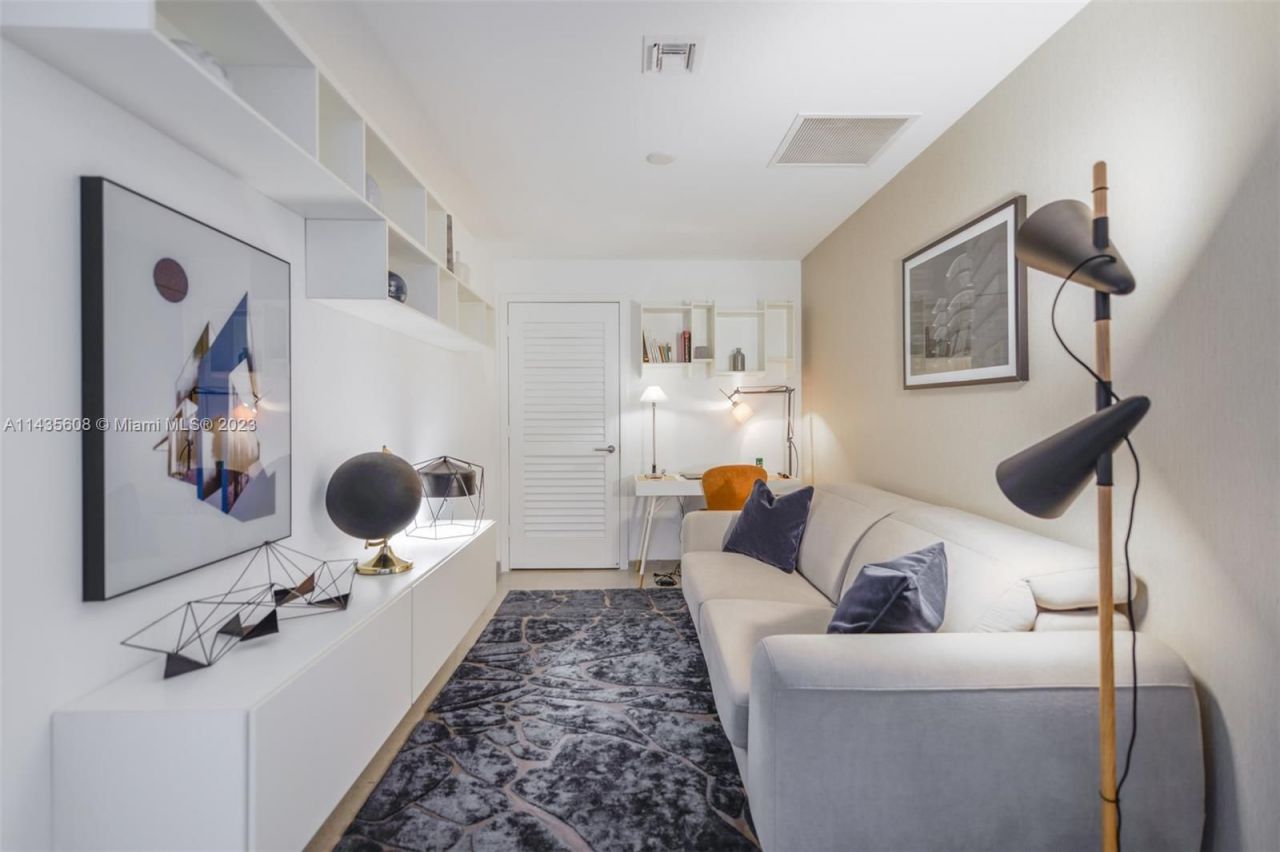 Flat in Miami, USA, 130 m² - picture 9