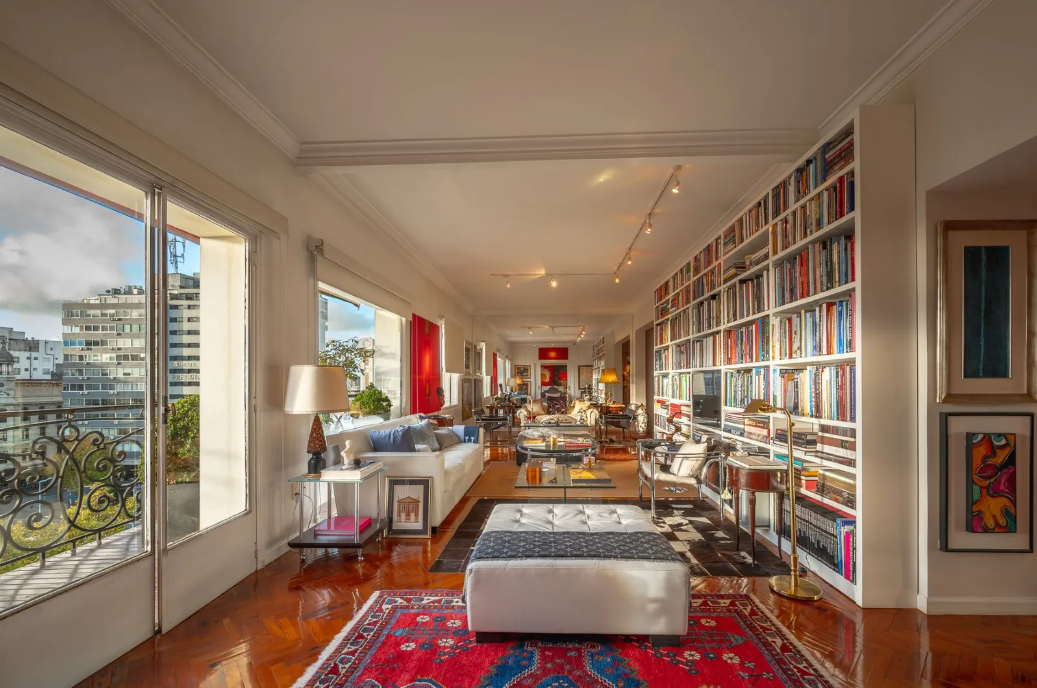 Flat Montevideo, Uruguay, 220 m² - picture 1