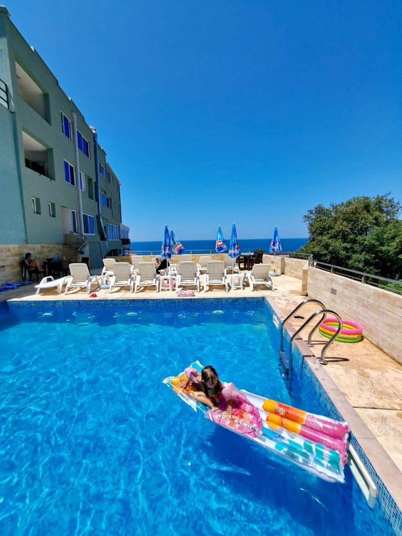 Hotel en Dobra Voda, Montenegro, 1 200 m² - imagen 2