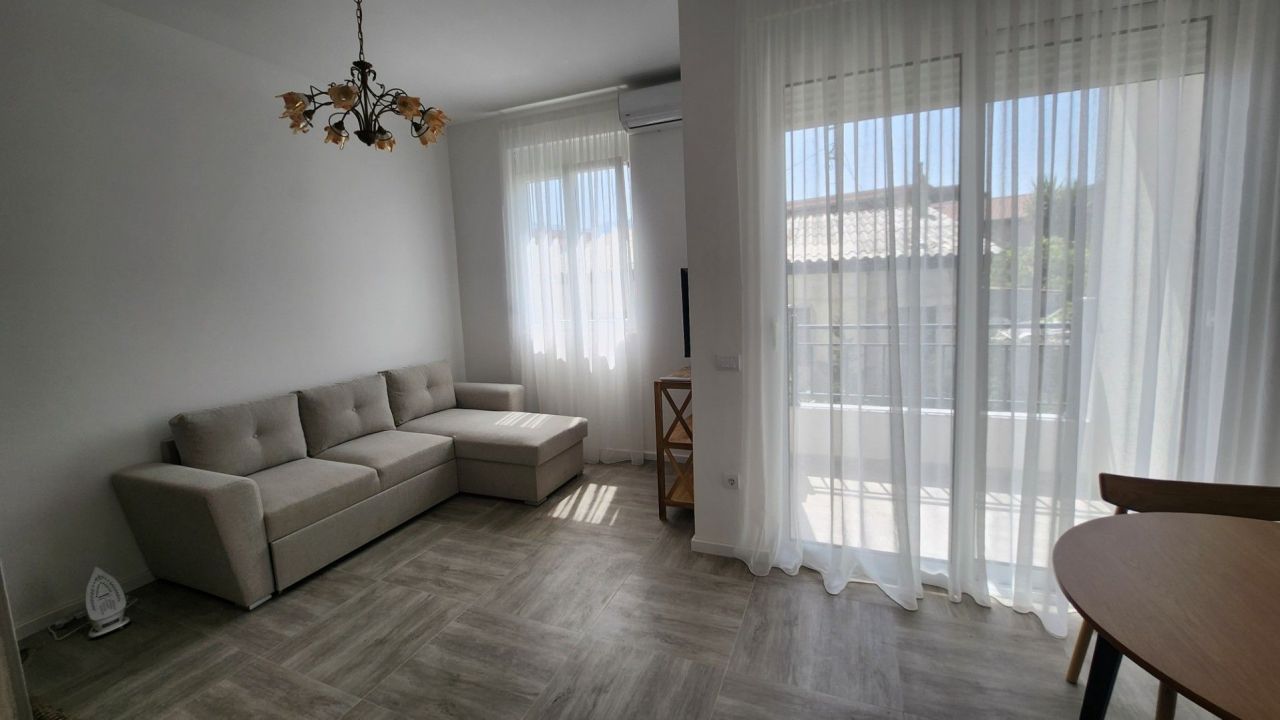 Wohnung in Bar, Montenegro, 32 m² - Foto 1