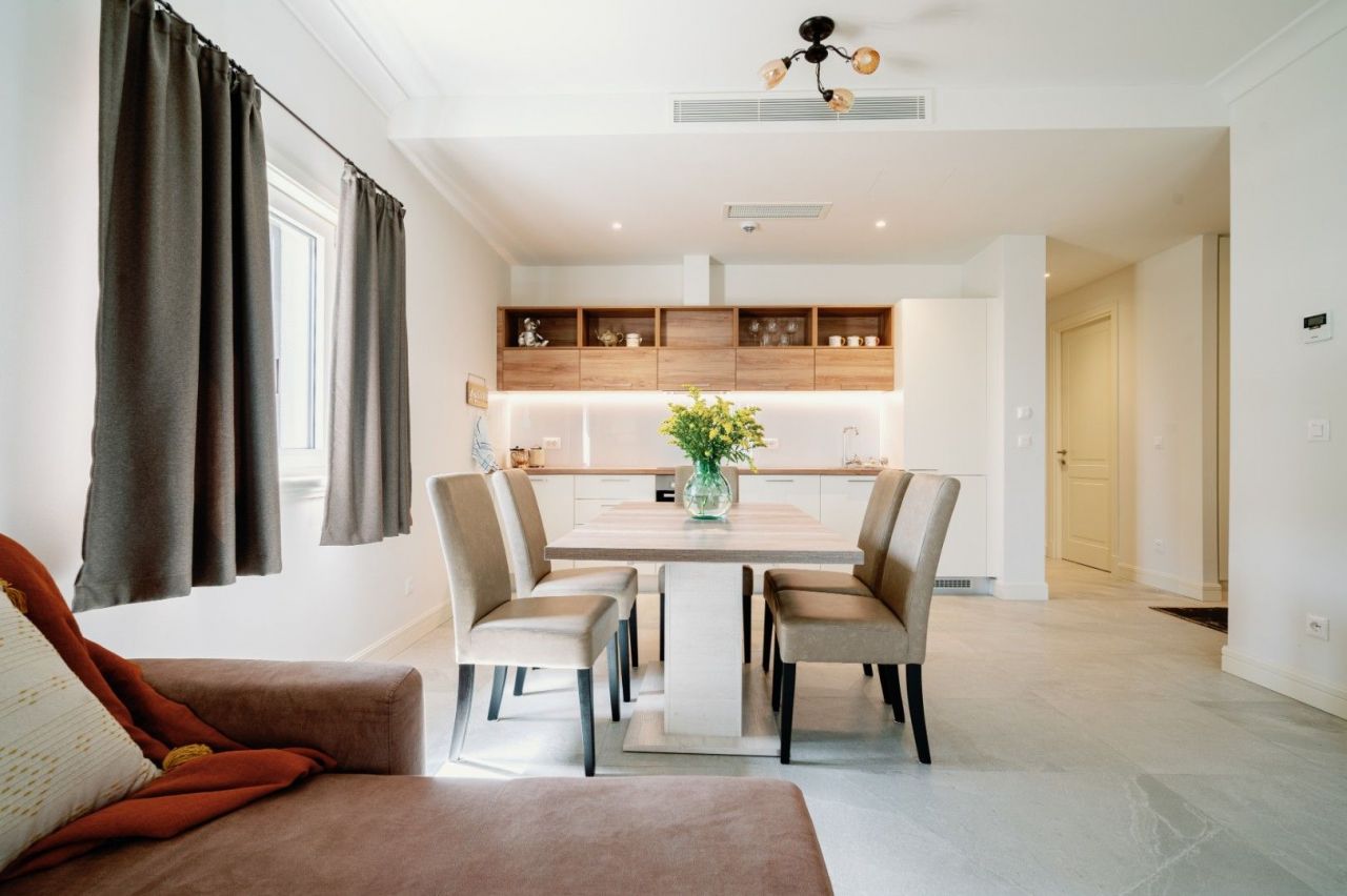 Appartement à Tivat, Monténégro, 85 m² - image 9