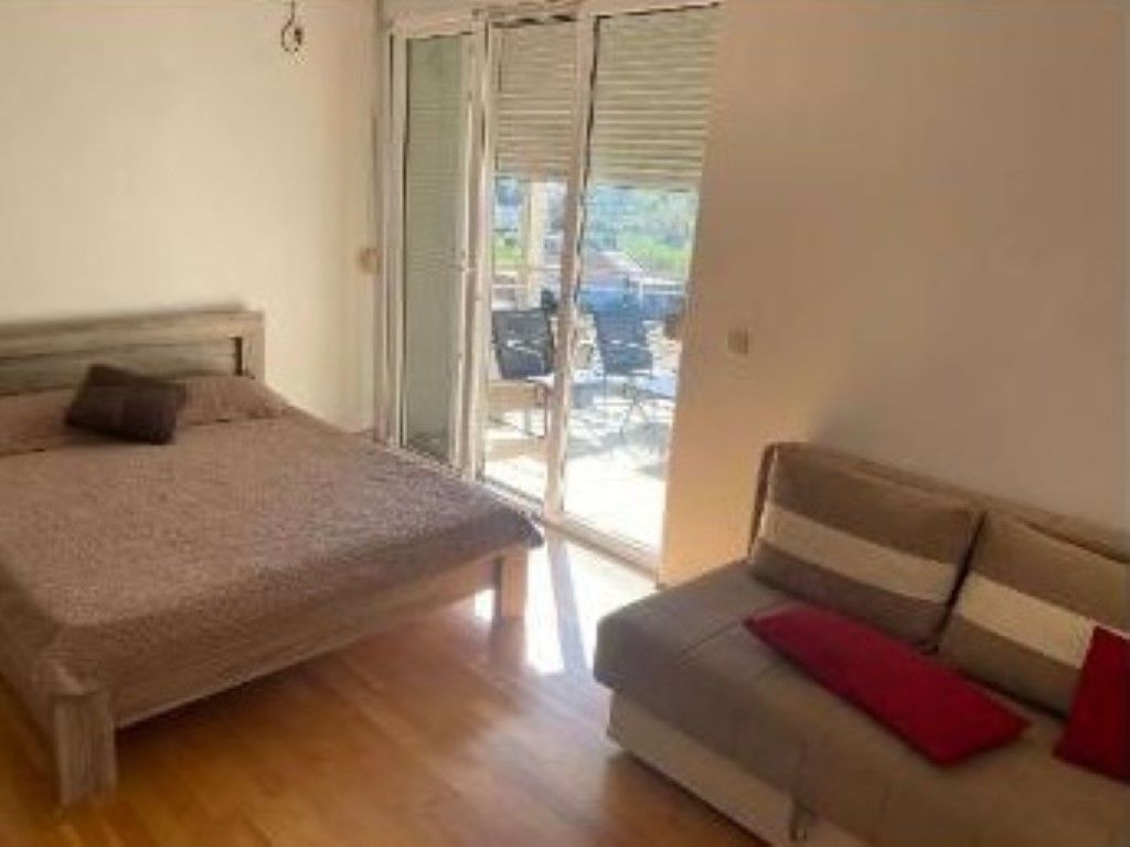 Flat in Ulcinj, Montenegro, 42 m² - picture 3