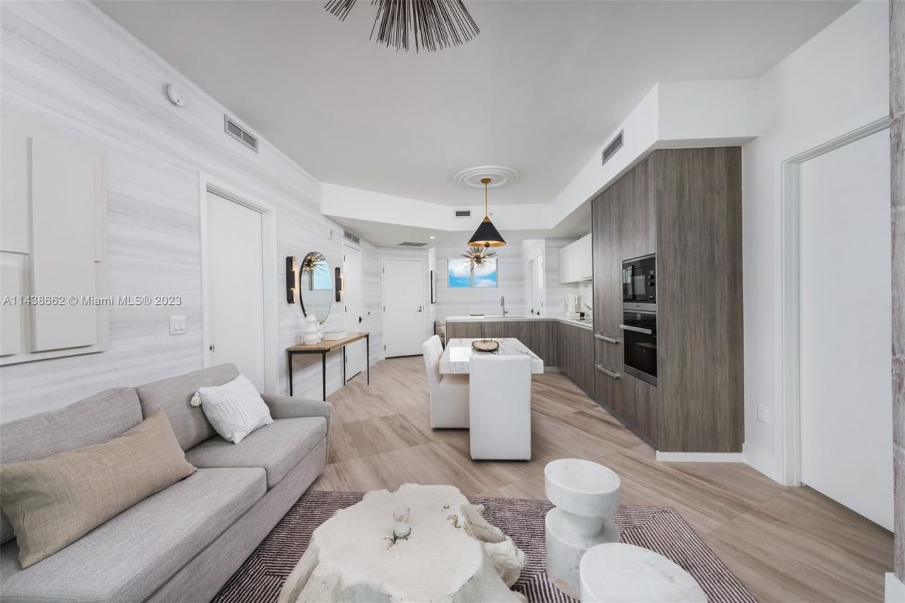 Piso en Miami, Estados Unidos, 120 m² - imagen 7