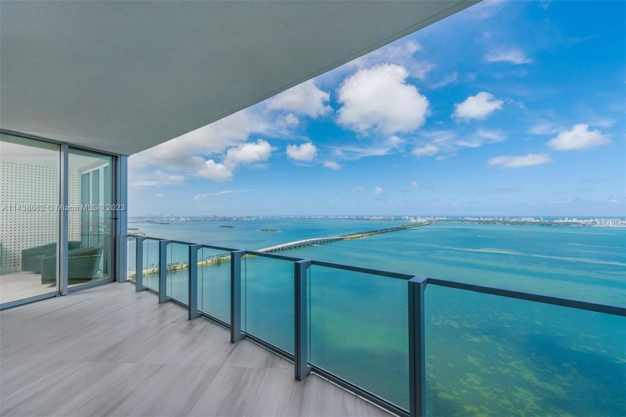 Piso en Miami, Estados Unidos, 120 m² - imagen 14