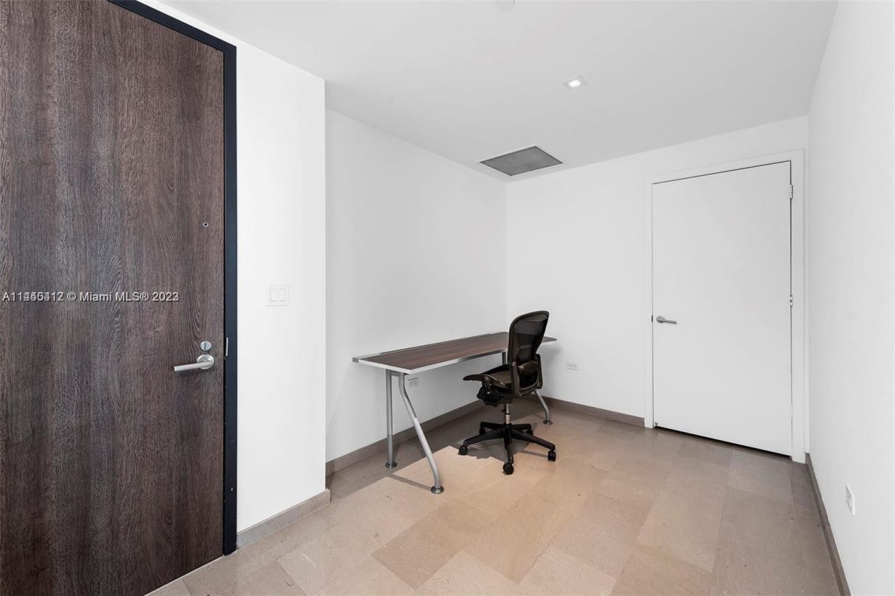 Flat in Miami, USA, 180 m² - picture 6
