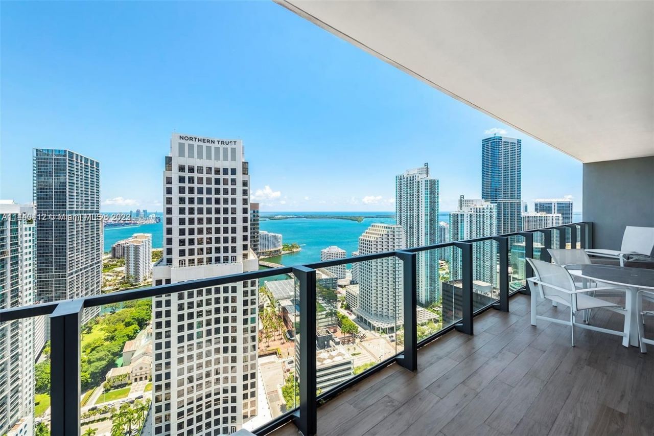 Flat in Miami, USA, 180 m² - picture 3
