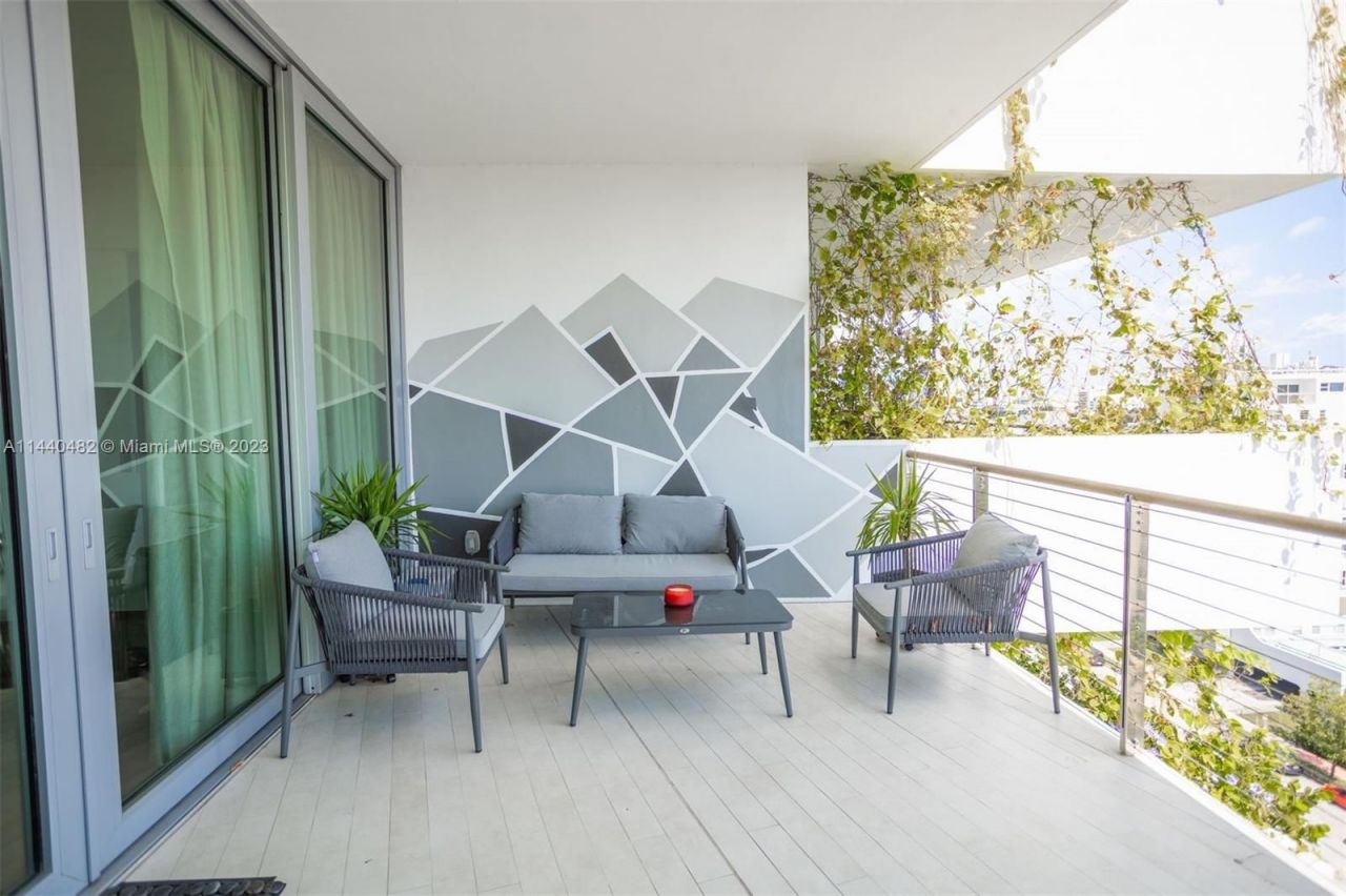 Flat in Miami, USA, 120 m² - picture 6