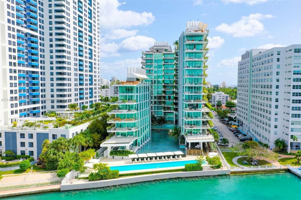 Flat in Miami, USA, 120 m² - picture 15