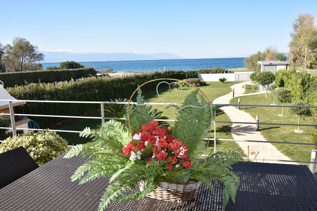 Maison à Loutraki, Grèce, 181 m² - image 1
