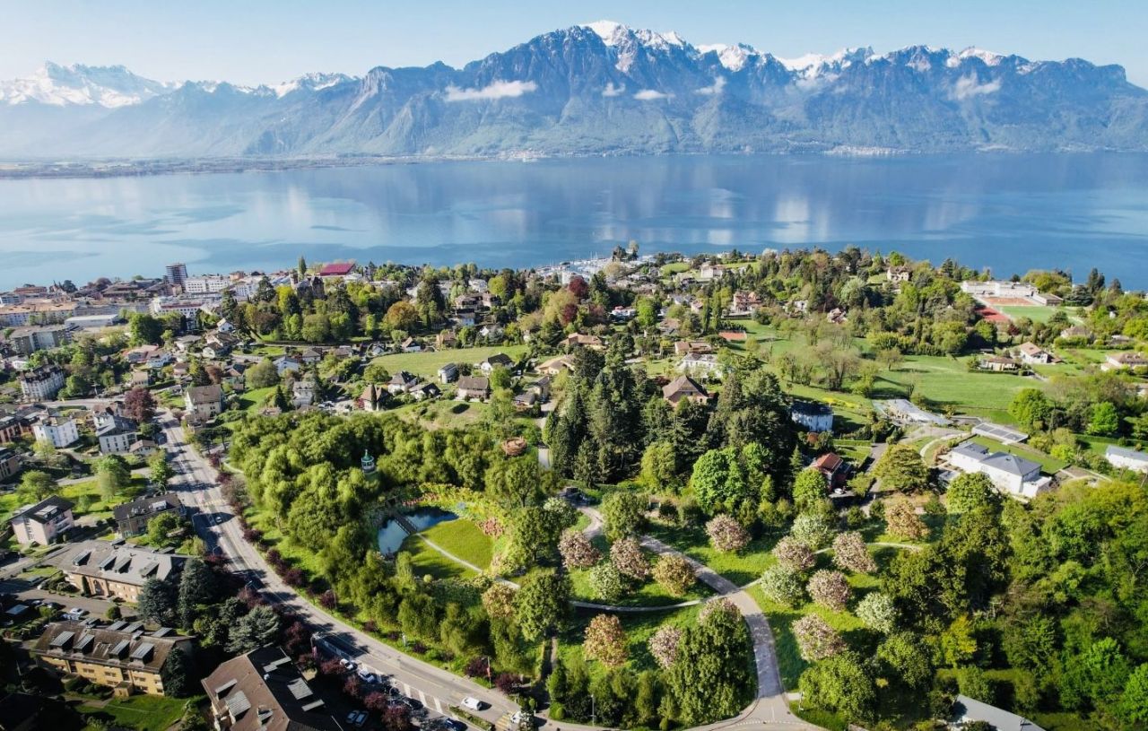 Villa in Montreux, Switzerland, 360 m² - picture 4