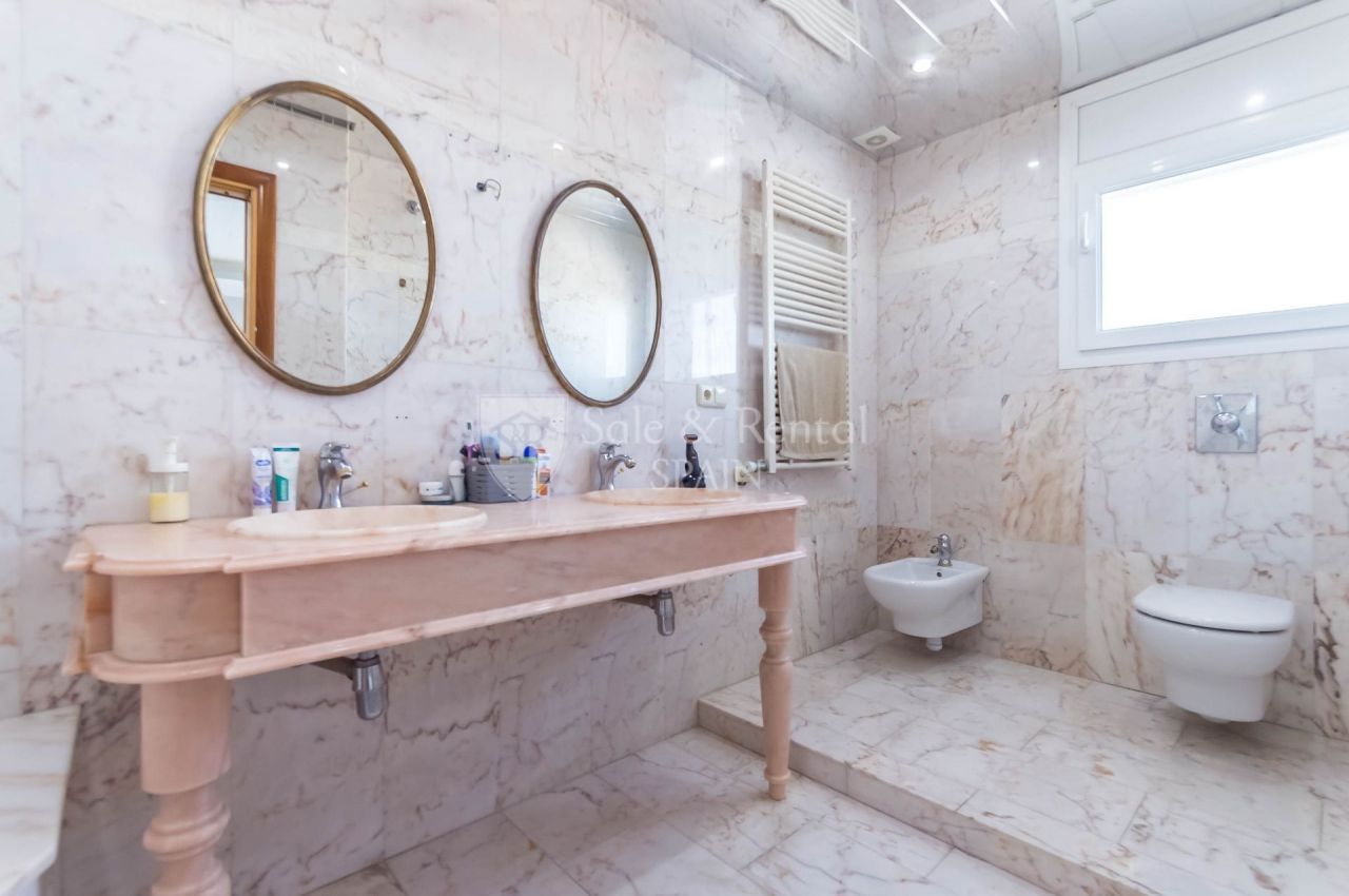 Villa a Lloret de Mar, Spagna, 293 m² - foto 17