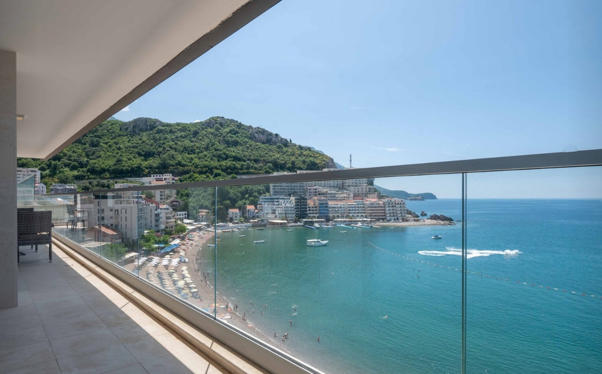 Flat in Rafailovici, Montenegro, 114 m² - picture 5