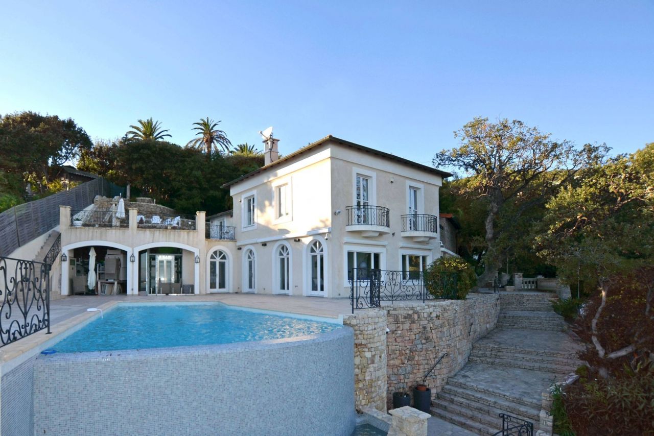 Villa in Cannes, Frankreich, 300 m² - Foto 1