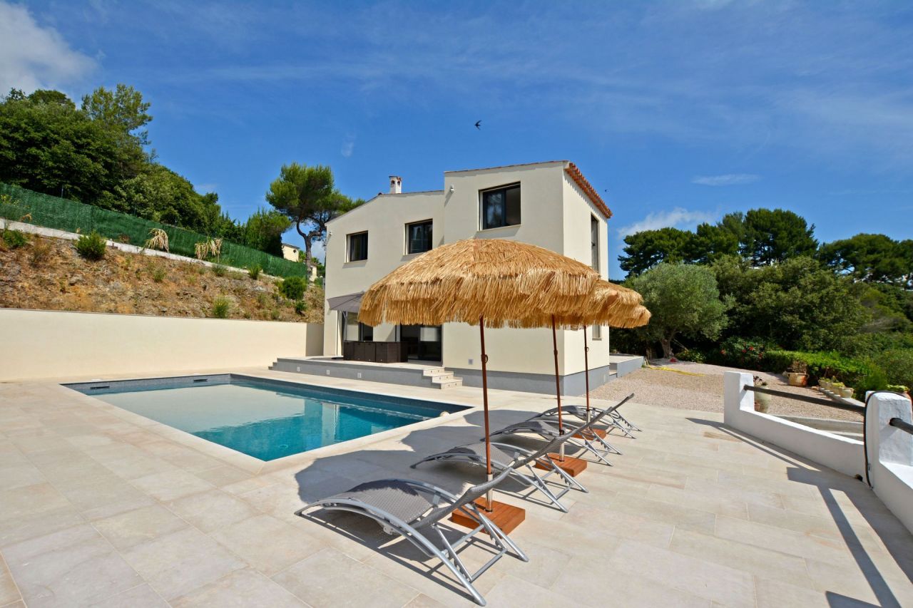 Villa en Antibes, Francia, 170 m² - imagen 1