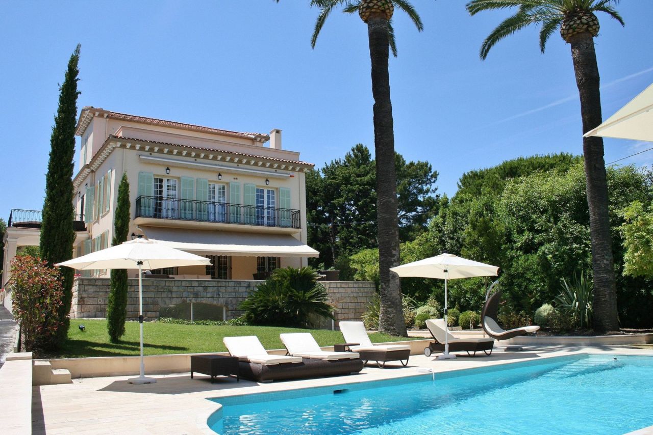 Villa en Antibes, Francia, 300 m² - imagen 1