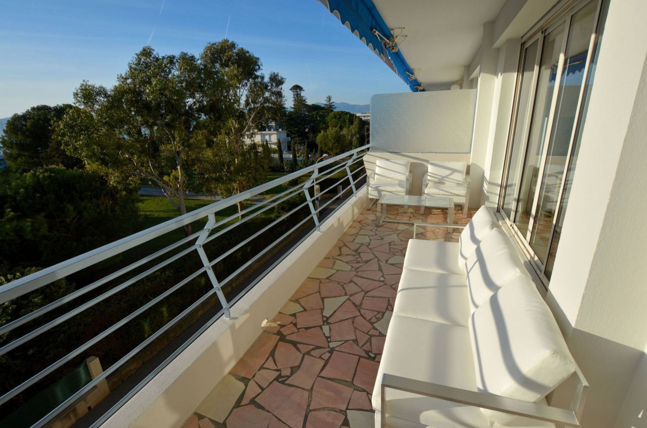 Apartamento en Antibes, Francia, 96 m² - imagen 1