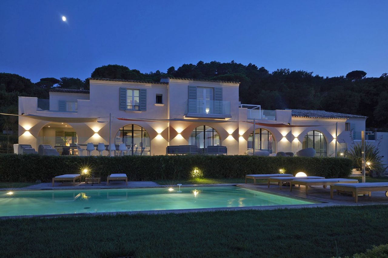 Villa en Saint-Tropez, Francia, 440 m² - imagen 1