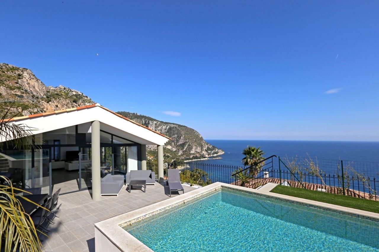 Villa en Eze, Francia, 240 m² - imagen 1