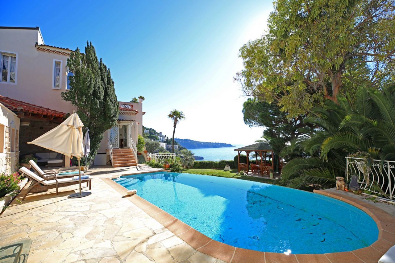 Villa à Nice, France, 350 m² - image 1