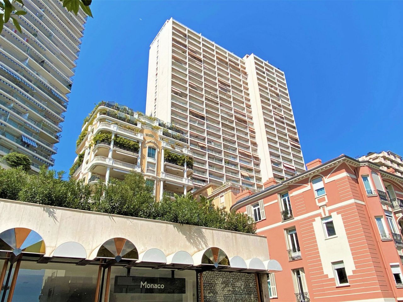 Apartment in Monaco, Monaco, 126 m² - picture 1