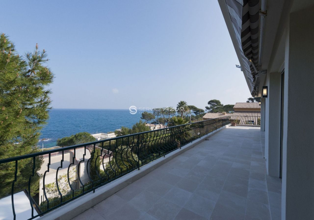 Villa in Antibes, Frankreich, 420 m² - Foto 1