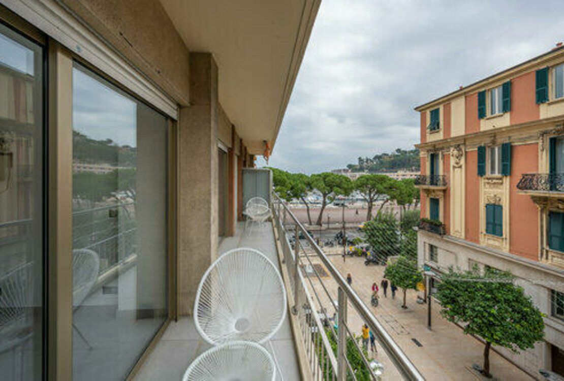 Apartment in Monaco, Monaco, 95 m² - picture 1