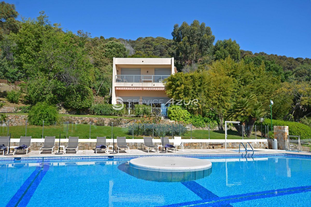 Villa à Cannes, France, 360 m² - image 2