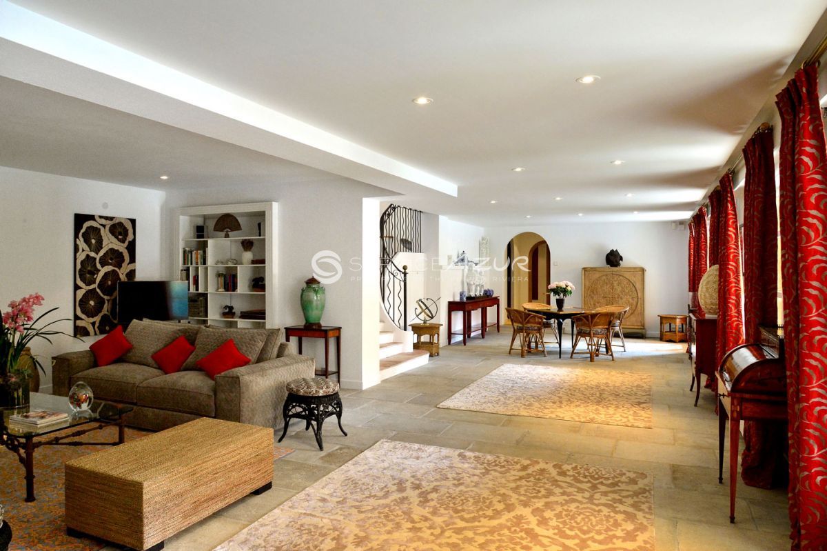 Villa a Juan-les-Pins, Francia, 450 m² - foto 3