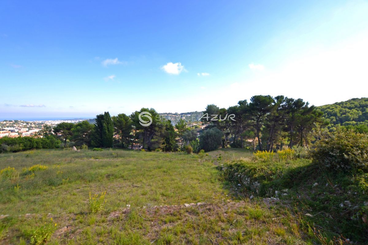 Land in Cannes, France, 24 854 m² - picture 3