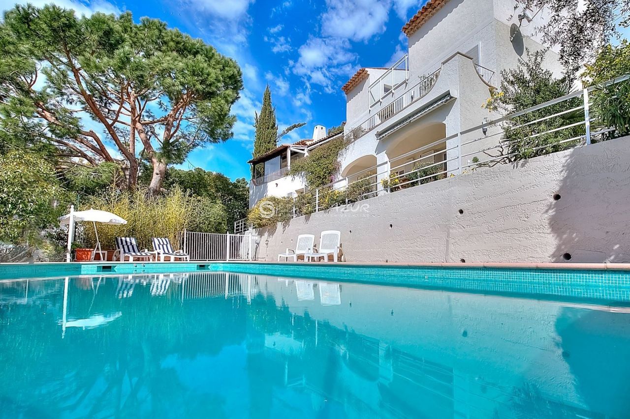 Villa à Cannes, France, 350 m² - image 3