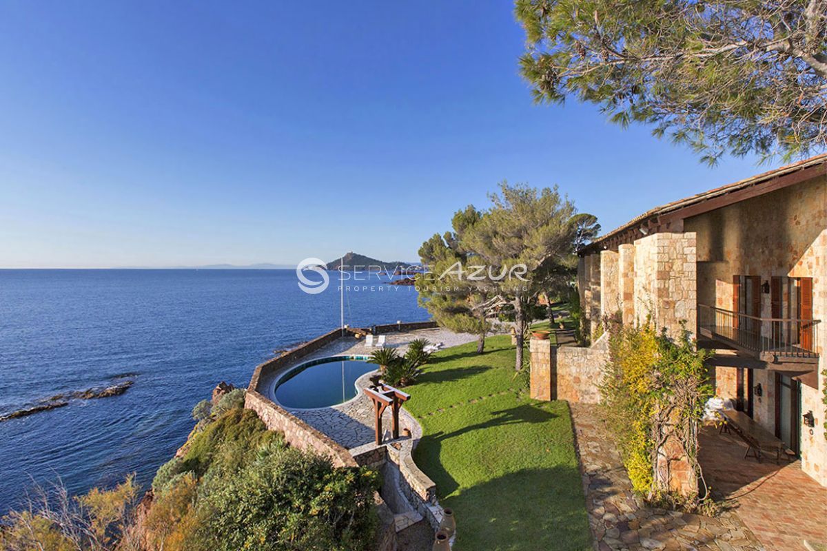 Villa in Saint-Raphaël, Frankreich, 750 m² - Foto 4