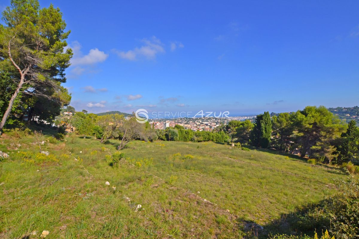 Land in Cannes, France, 24 854 m² - picture 4