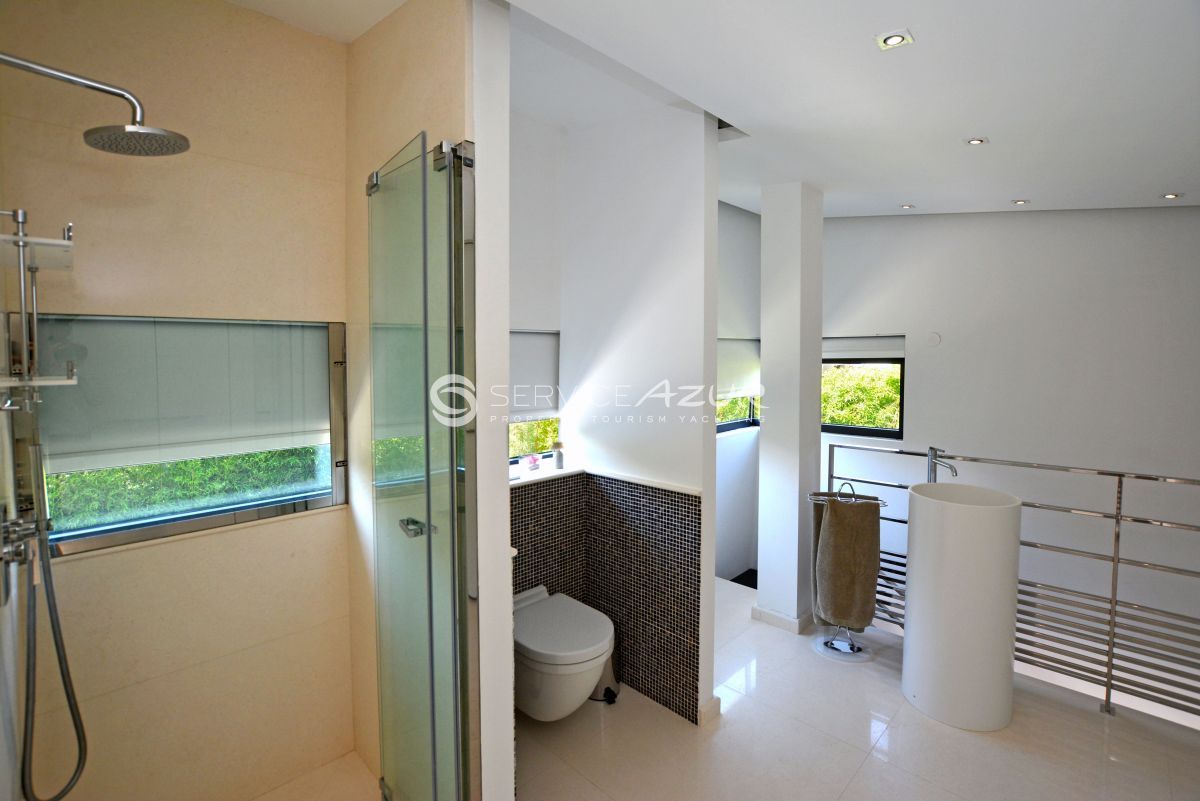 Villa in Saint-Tropez, France, 282 m² - picture 8