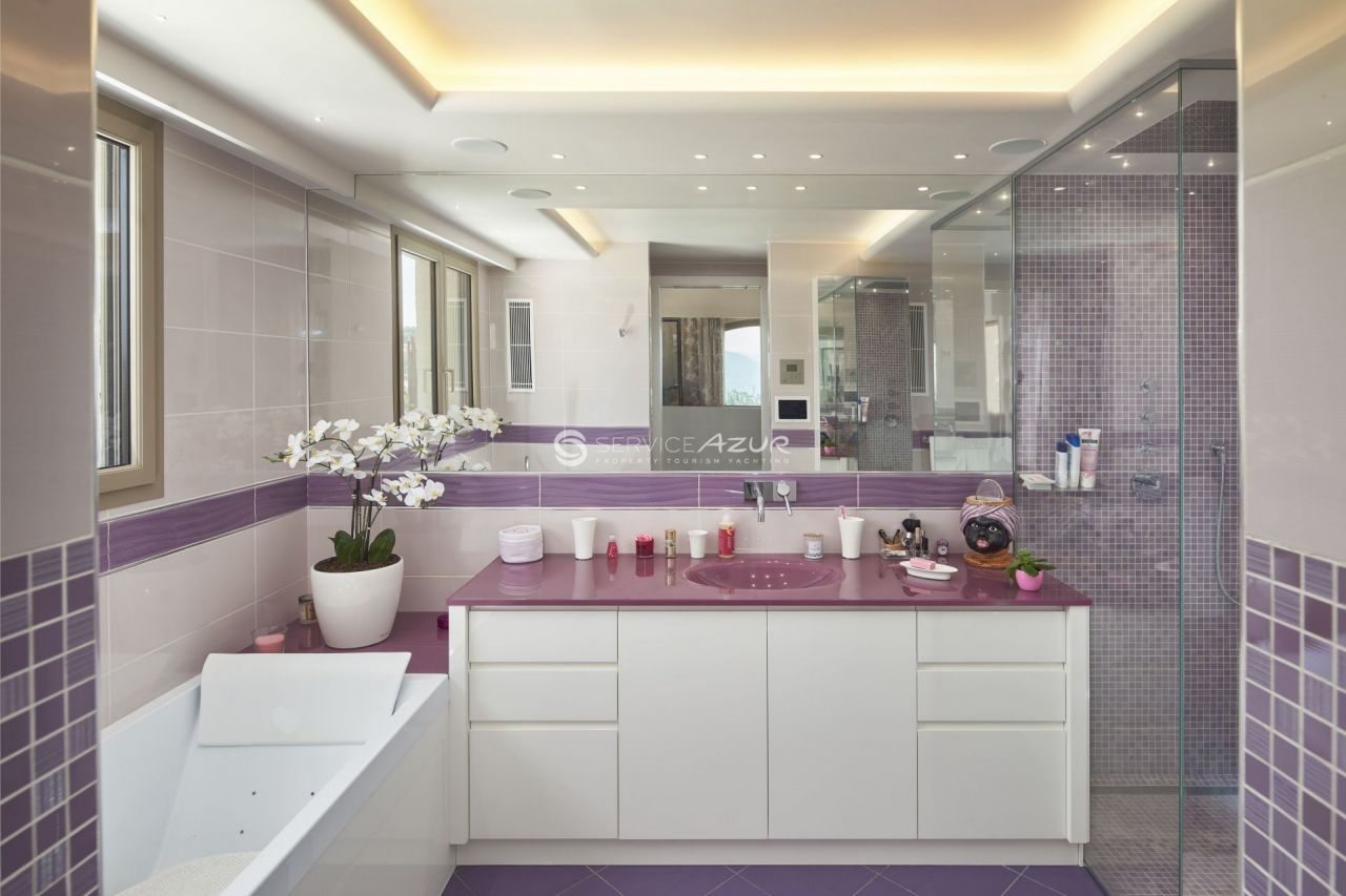 Villa à Mougins, France, 952 m² - image 11