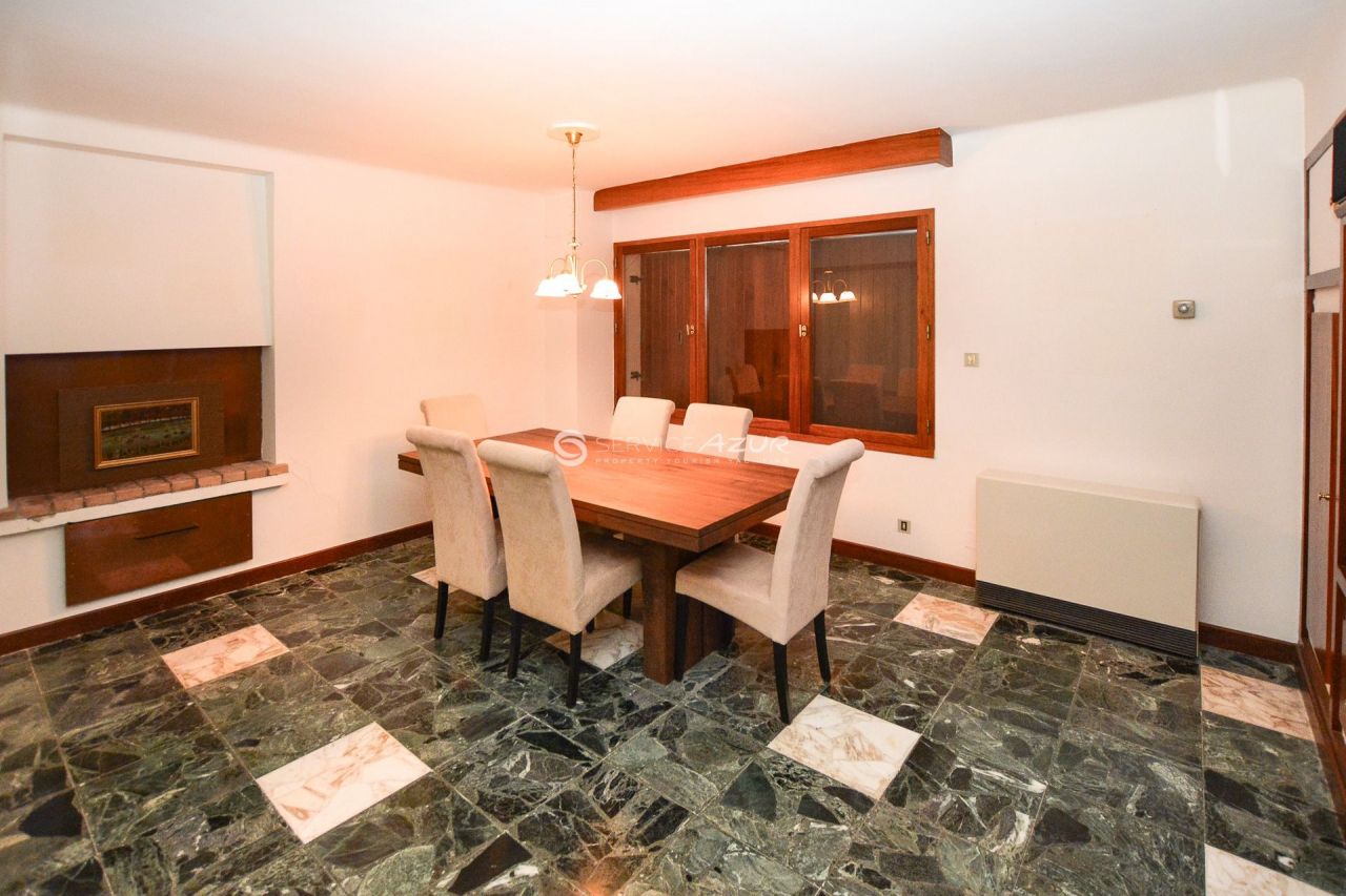 Villa in Saint-Tropez, France, 600 m² - picture 12