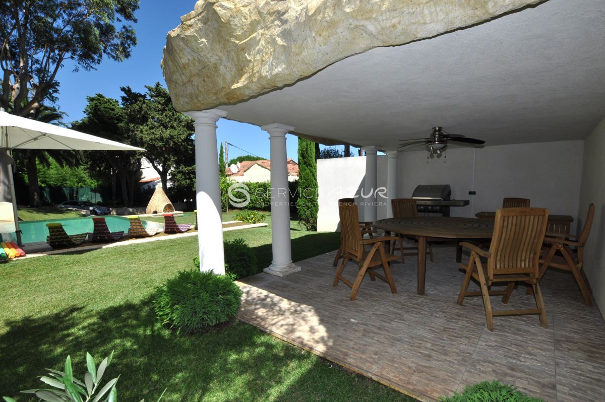 Villa à Antibes, France, 260 m² - image 12