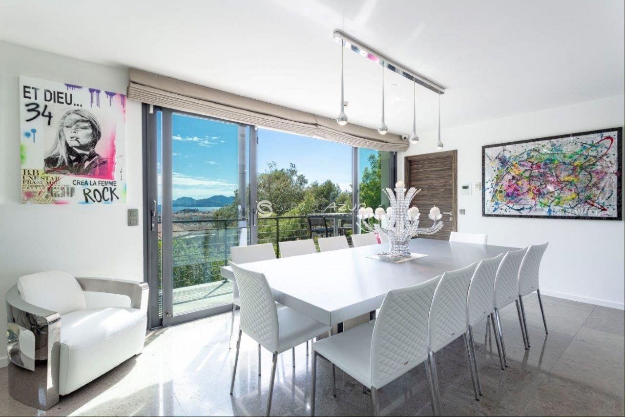 Villa in Cannes, France, 230 m² - picture 12