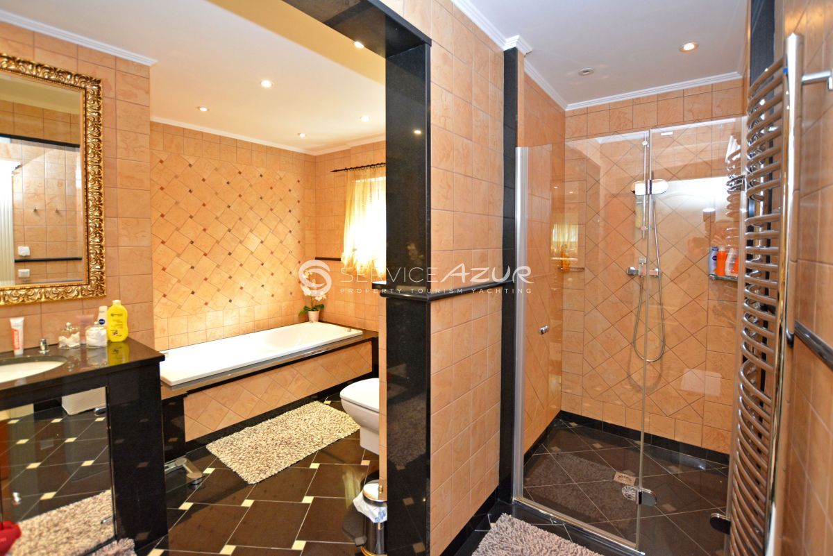 Villa à Cannes, France, 360 m² - image 13