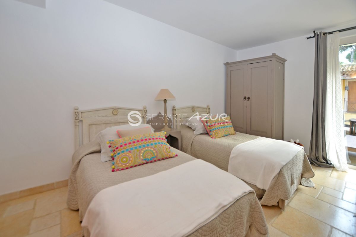 Villa in Saint-Tropez, France, 540 m² - picture 14