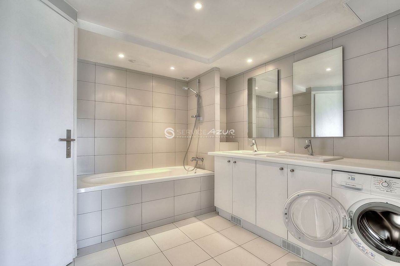 Villa à Cannes, France, 350 m² - image 15