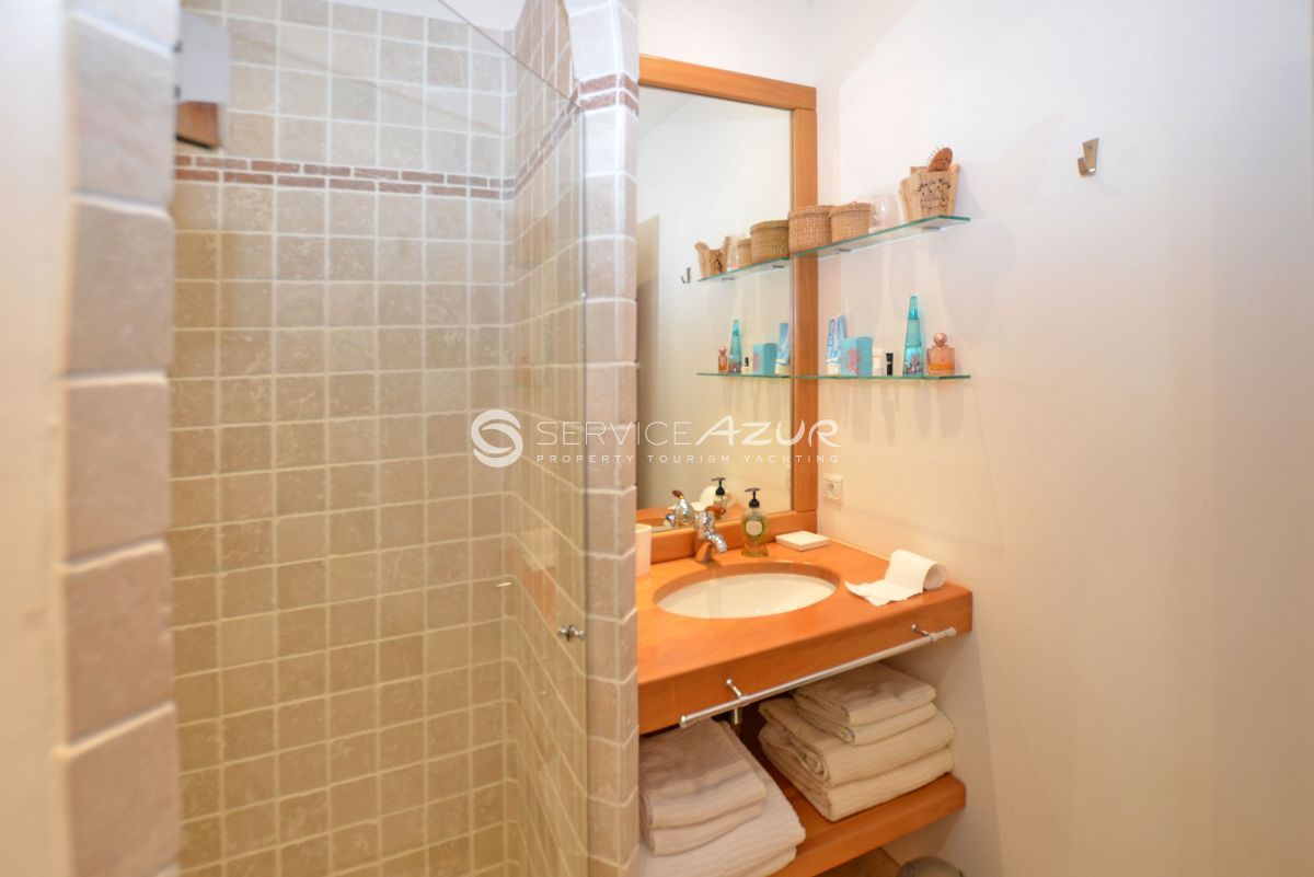 Villa in Saint-Tropez, France, 540 m² - picture 16