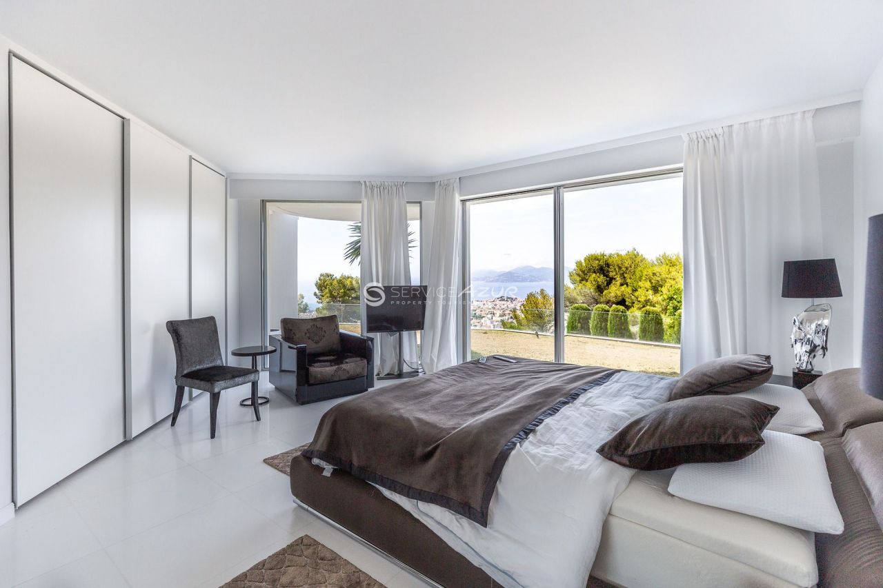 Villa in Cannes, France, 2 000 m² - picture 18