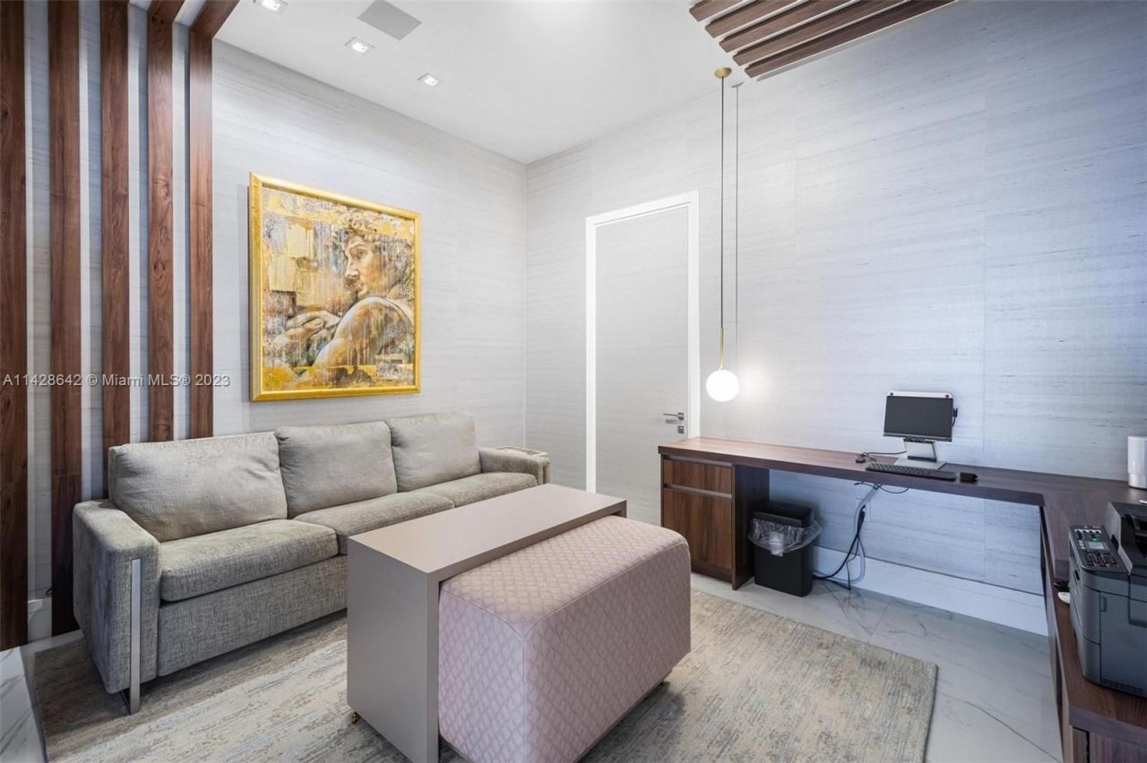 Flat in Miami, USA, 300 m² - picture 15