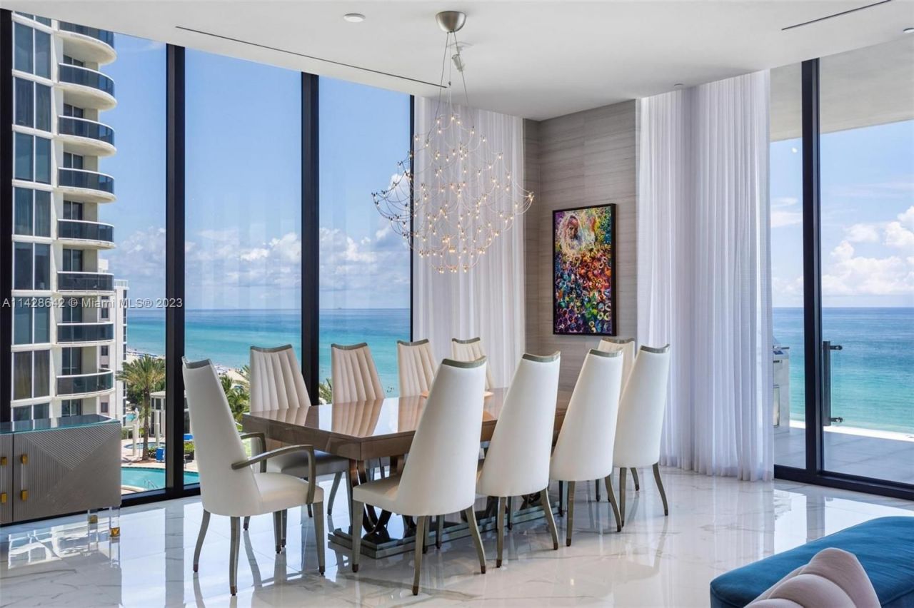 Flat in Miami, USA, 300 m² - picture 8