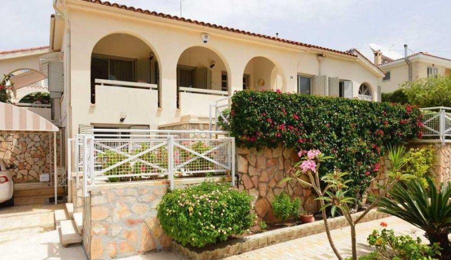 Villa in Paphos, Zypern, 250 m² - Foto 1