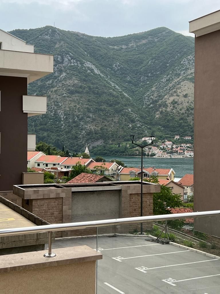 Appartamento a Dobrota, Montenegro, 55 m² - foto 5