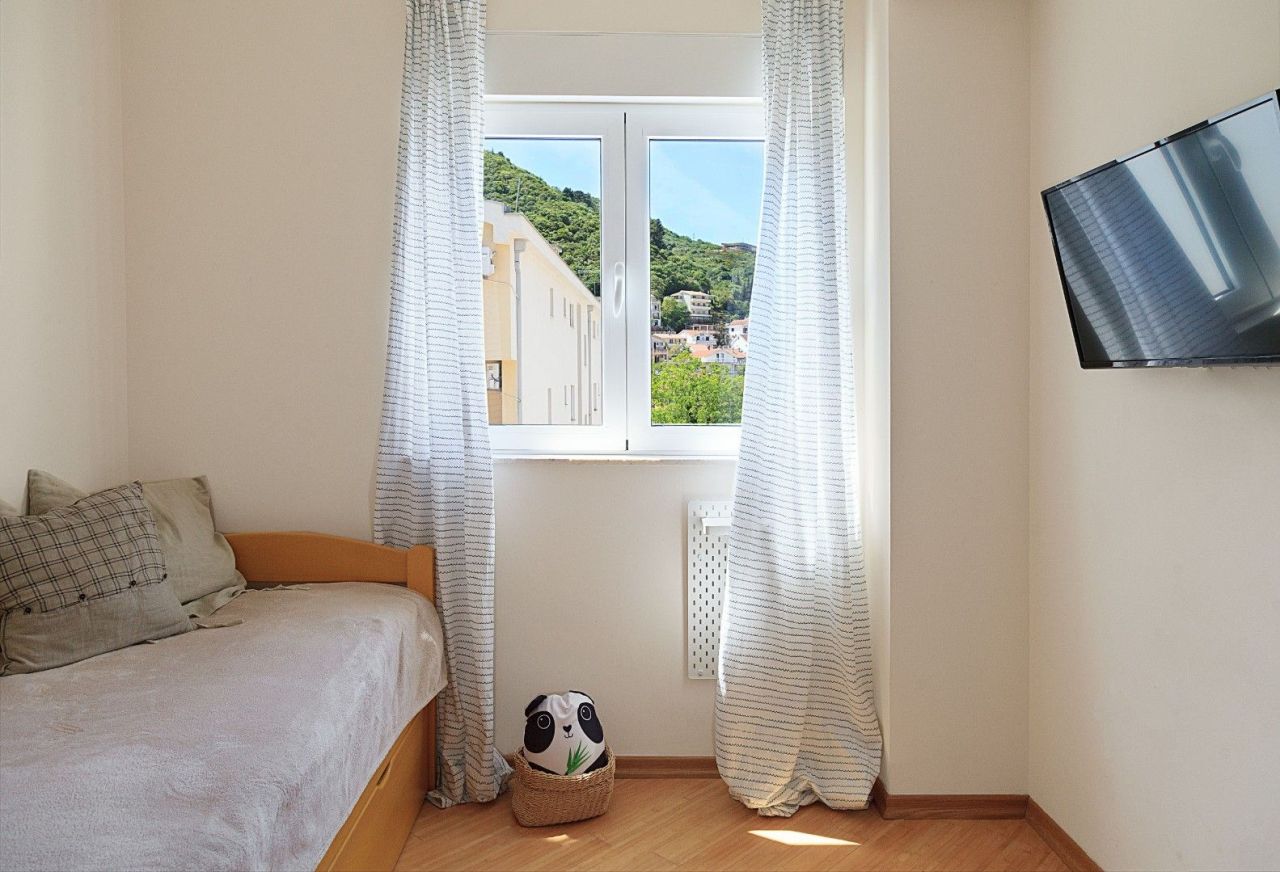 Piso en Budva, Montenegro, 85 m² - imagen 18