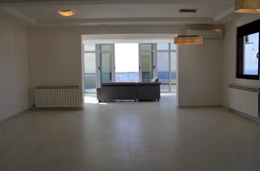 Piso en Dobra Voda, Montenegro, 240 m² - imagen 8