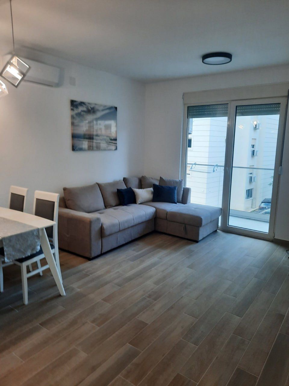 Piso en Becici, Montenegro, 48 m² - imagen 1